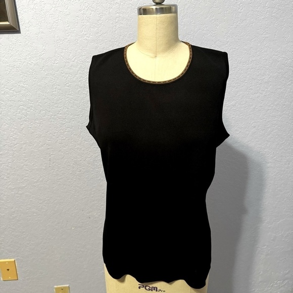 Exclusively Misook Black Contrast Trim Sleeveless Ribbed Knit Tank Top - Picture 1 of 5
